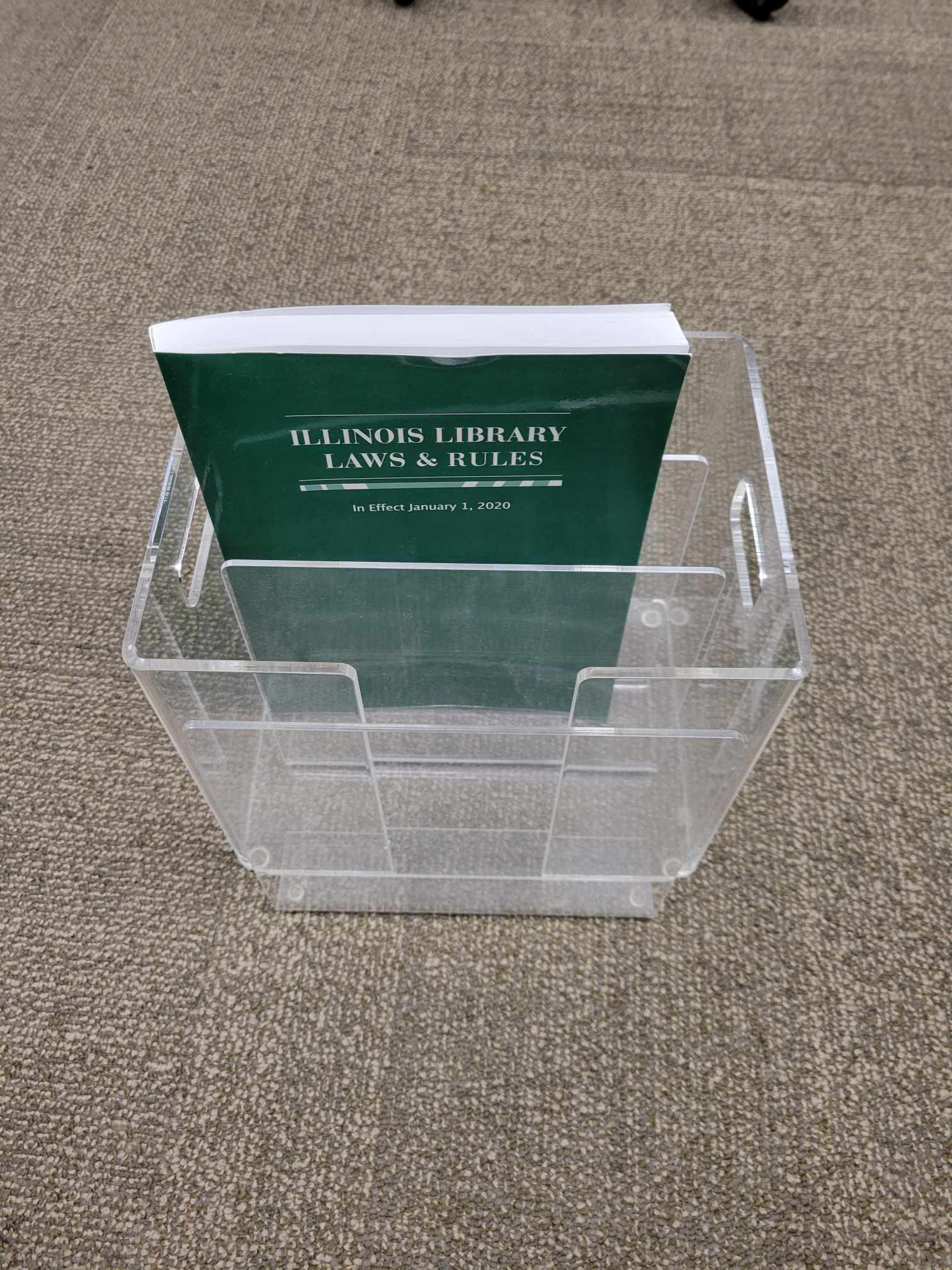 Acrylic Magazine Holders (40) Reaching Across Illinois Library System
