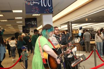 ButterBean performs live music at the Arlington Heights Memorial Library.