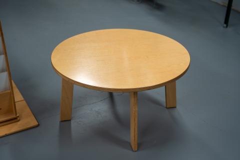 Child height wood table