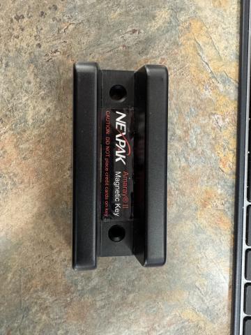 Amaray II DVD Magnetic Key