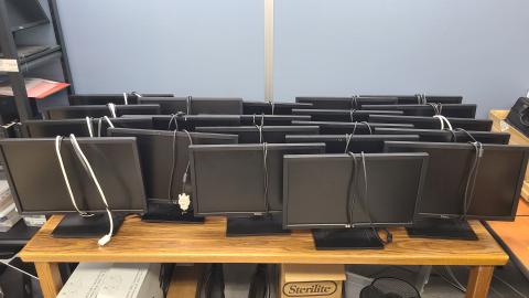 Dell 22-inch Monitors