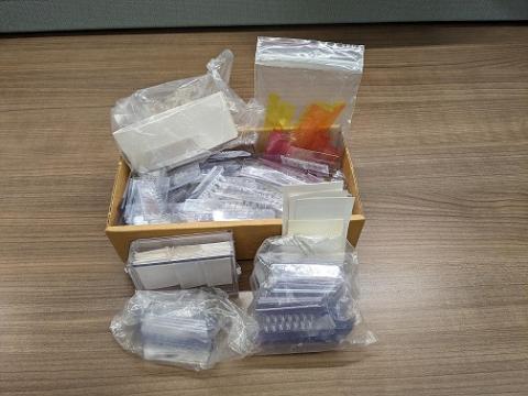 Short file tabs with labels