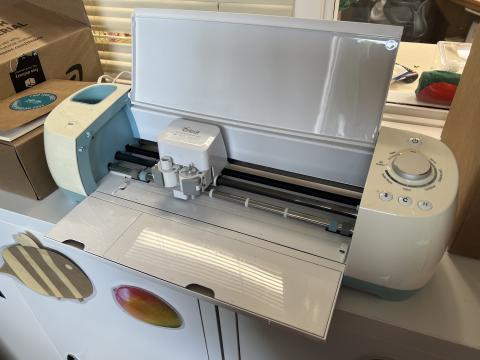 We are selling:  $50 - A Cricut Explore Air 1 – used. Comes with power cable and usb to computer hookup.  Model Number: CXPL201  Thank you!
