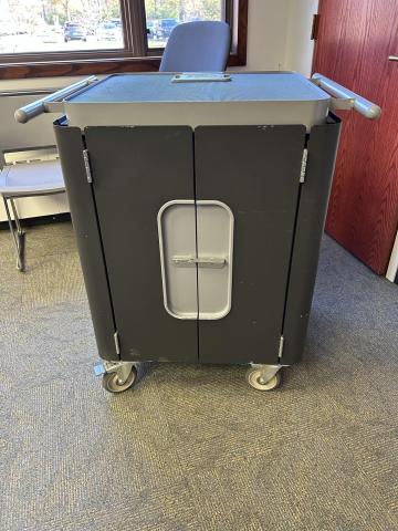 Bretford Tablet Charging Cart