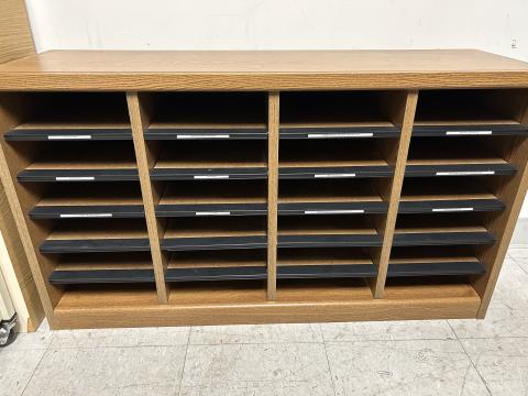 mailbox unit with 24 slots