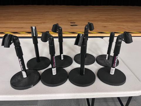 8 mic stands