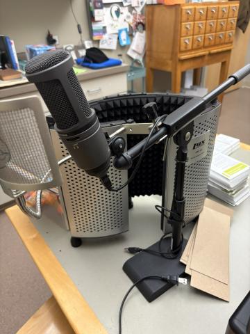 picture of audio technica microphone and sound absorber panel