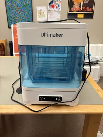 picture of ultimaker PVA removal station