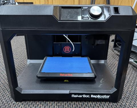 MakerBot Replicator 5th generation 3D printer