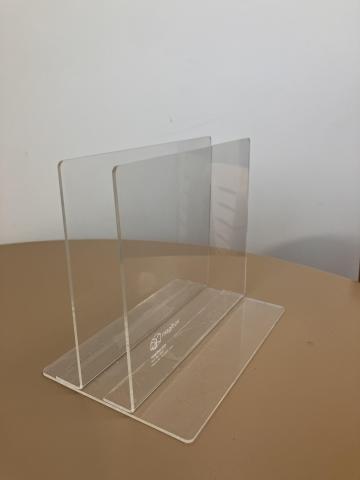 Magazine Divider