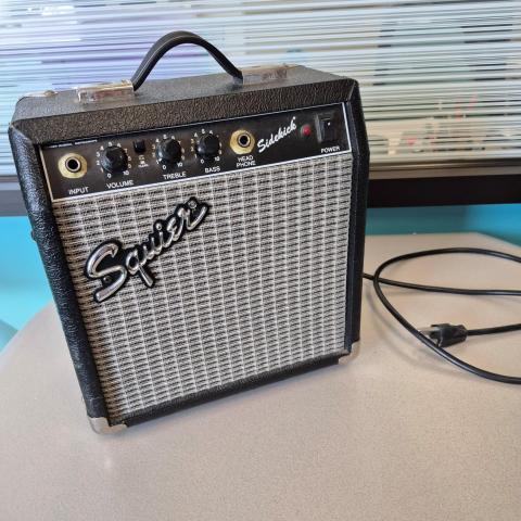 Fender Squier Sidekick PR-357 Portable Amp 