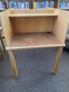 Study Carrel in near perfect condition.