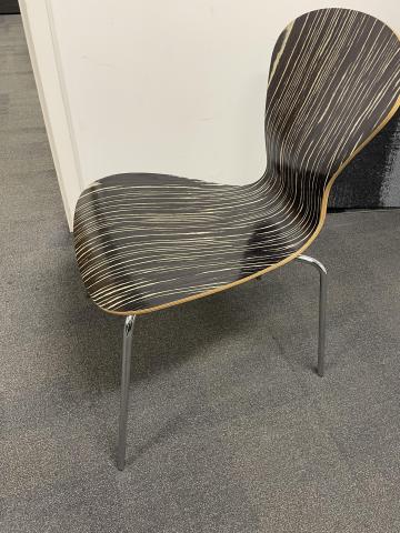 10 Chairs