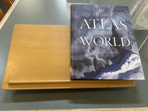 Table Top Atlas Stand
