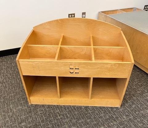 wooden picture book bin