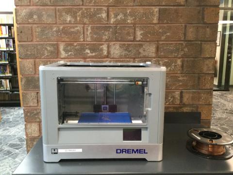 Photo of a Dremel 3d printer